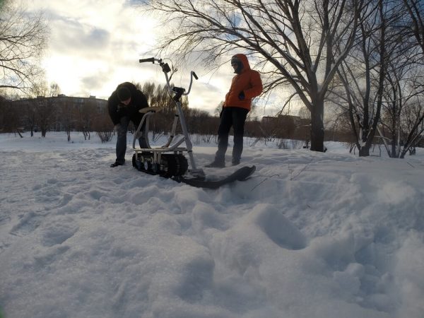 Electric snowbike_s22_seat_3