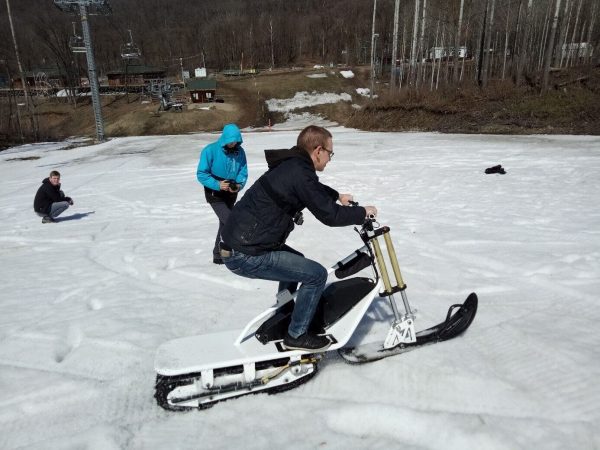 electric-snowbike_white38_11