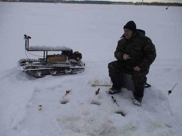 Мини трактор танкетка буксировщик_6